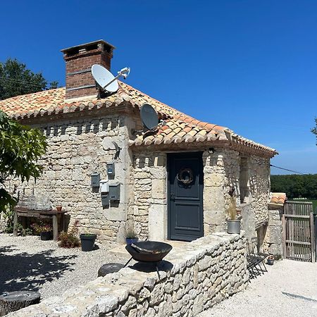 הוילה Montcuq Les Fontanelles Du Quercy Blanc מראה חיצוני תמונה